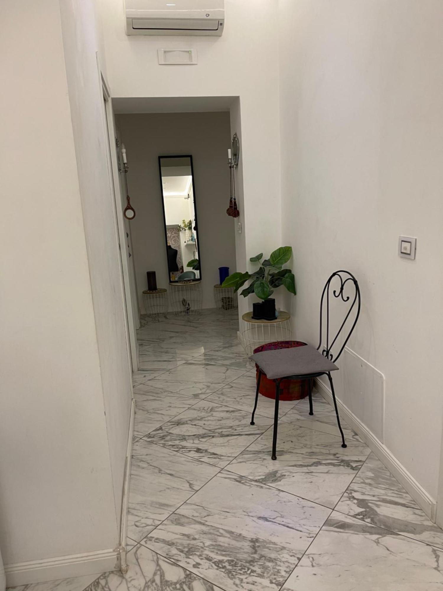 Parisa Suite — Foto 2